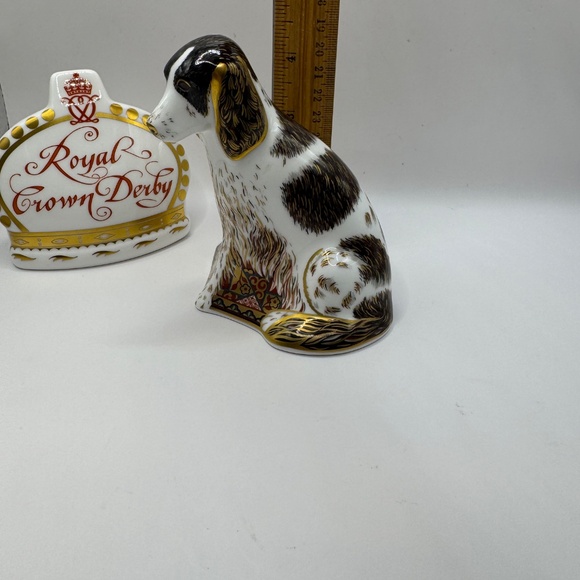 Royal Crown Derby "Molly" an Exclusive for Royal Crown Derby Collectors Guild - Picture 9 of 11
